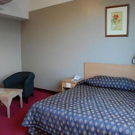 Great Eastern Hotel Quezon City Ngoại thất bức ảnh