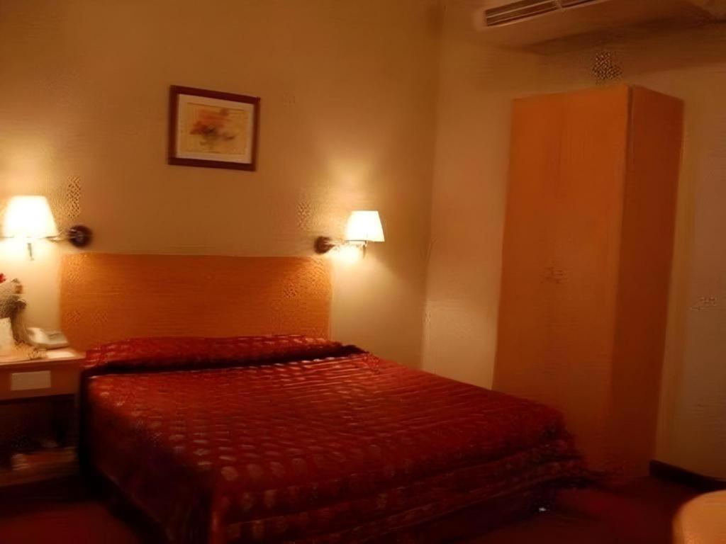 Great Eastern Hotel Quezon City Ngoại thất bức ảnh