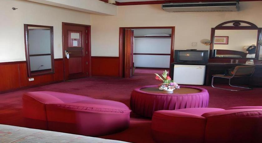 Great Eastern Hotel Quezon City Ngoại thất bức ảnh