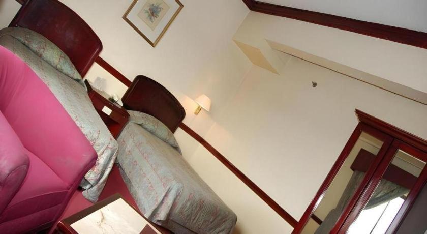 Great Eastern Hotel Quezon City Ngoại thất bức ảnh